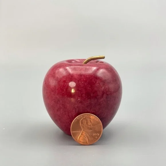 Onyx Red Apple, Solid Stone (1 apple per order) - Picture 3 of 7